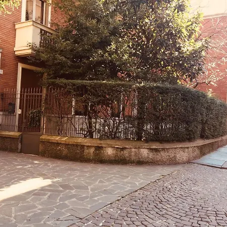 Casa Cairoli